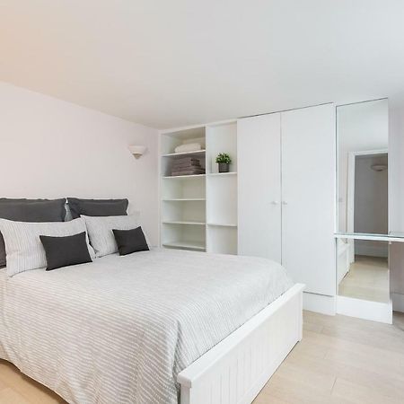 Apartment With Private Patio, And Park Across The Road (Adults Only) Лондон Экстерьер фото